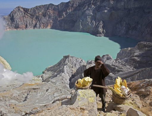 Rute Jalan Menuju ke Tempat Wisata Kawah Ijen Paket Wisata Kawah Ijen 2 hari 1 malam